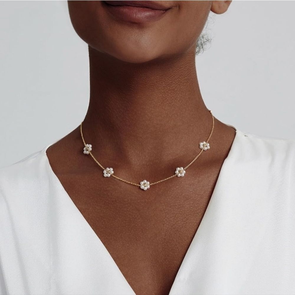 🔹️⏭️NIB White Faux Pearl Daisy Flower 14k Gold Plated Choker Necklace